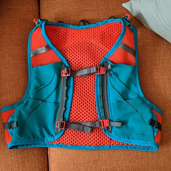 OSPREY Other - Osprey Dyna 1.5 Hydration Vest